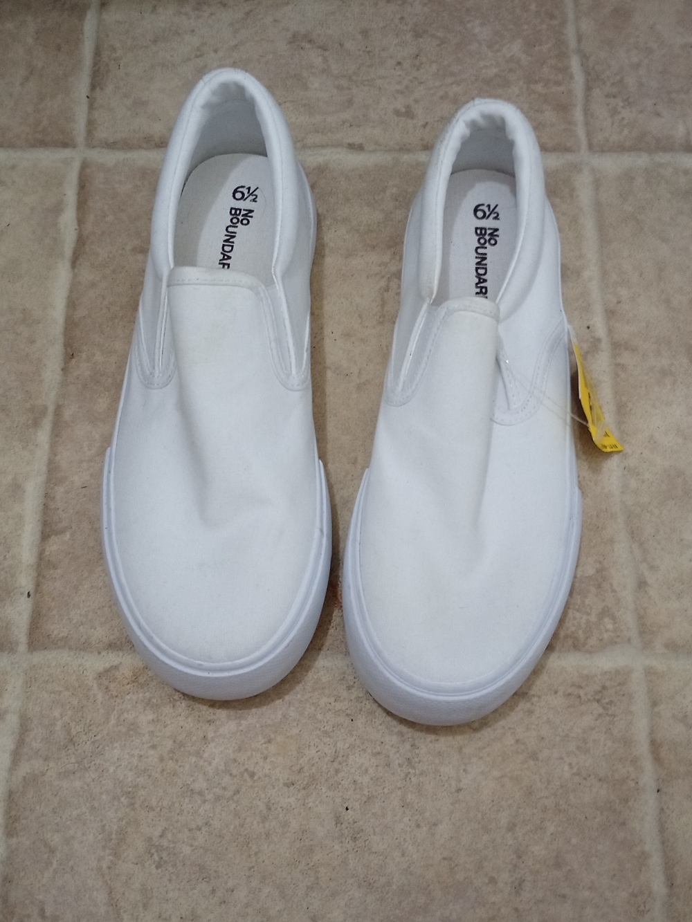 Boundaries white canvas twin gore slip-on sneakers In a durable rubber